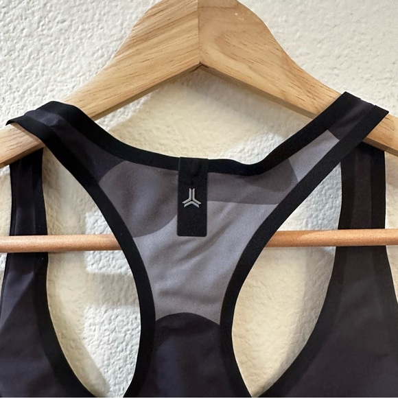 Ultracor Womens Black Camo Racerback Sports Bra Size XXS - Picture 6 of 8